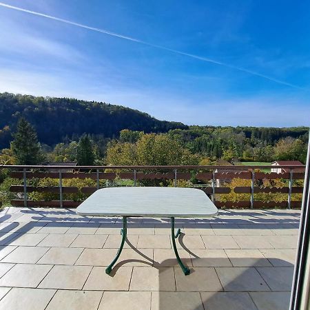 Villa Cosy House In Picturesque Jura Doucier Exterior foto