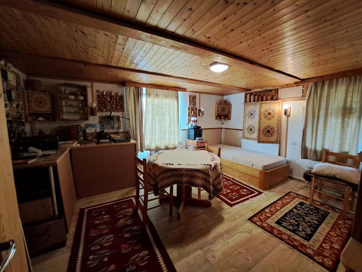 Villa Cosy House In Picturesque Jura Doucier Exterior foto